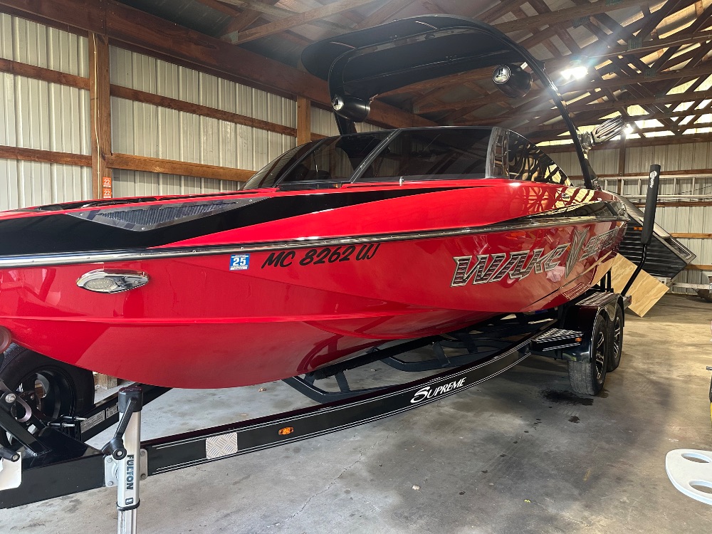 2009 Malibu Wakesetter 23LSV Icon